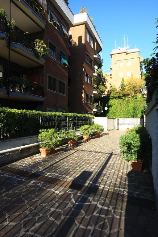 B&B Viale Dei Colli Portuensi 589 Roma Exterior foto